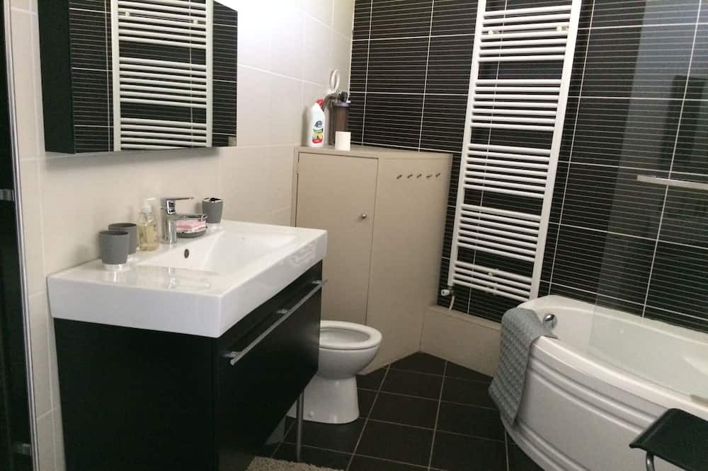 Photo of Bathroom in Abbeville