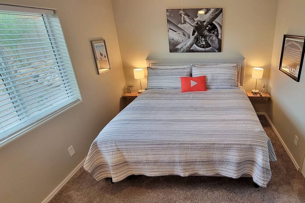 Photo of Bedroom in South Harrison