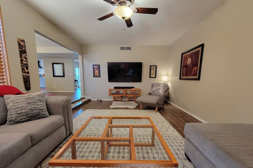 Photo of Livingroom in South Harrison