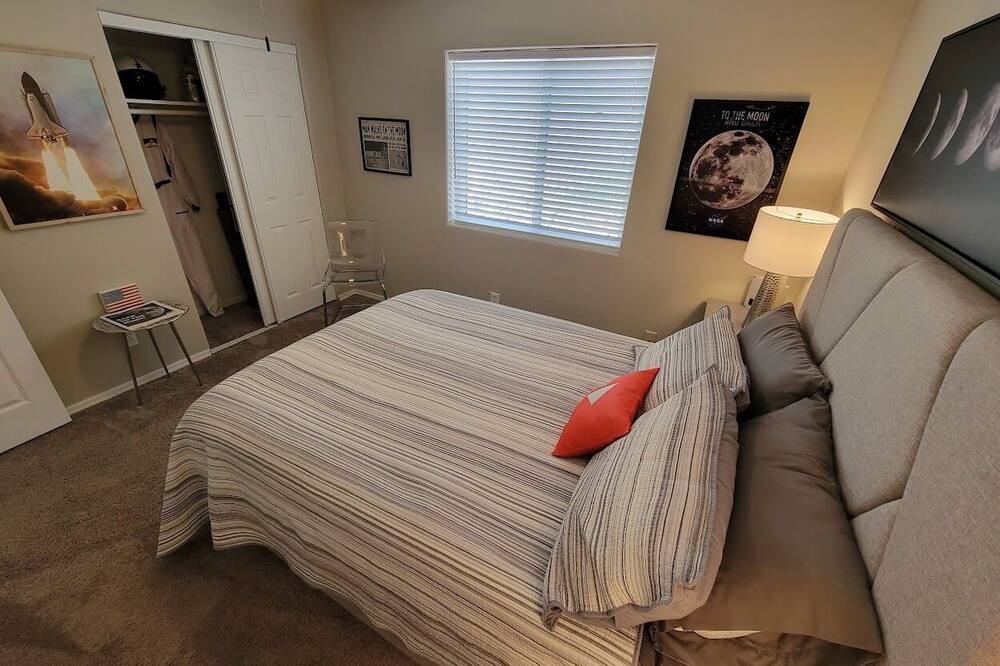 Photo of Bedroom in South Harrison