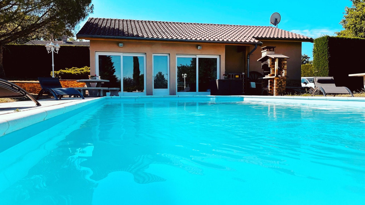 Photo of Outdoor in Poncins