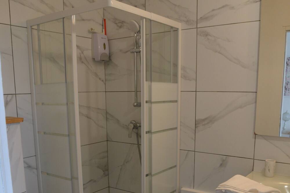 Photo of Bathroom in Meung-sur-Loire