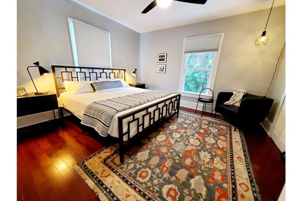 Photo of Bedroom in Pleasant Street