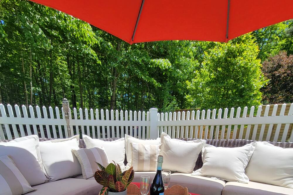 Photo of Others in Madbury