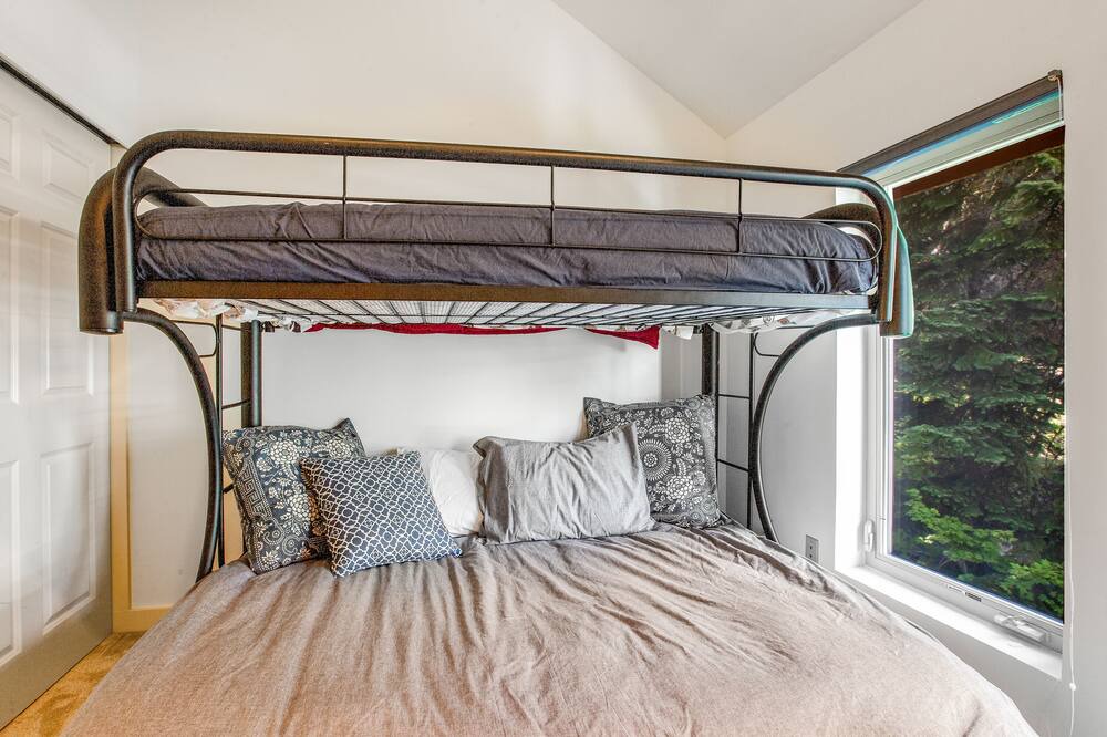 Photo of Others in Hyak