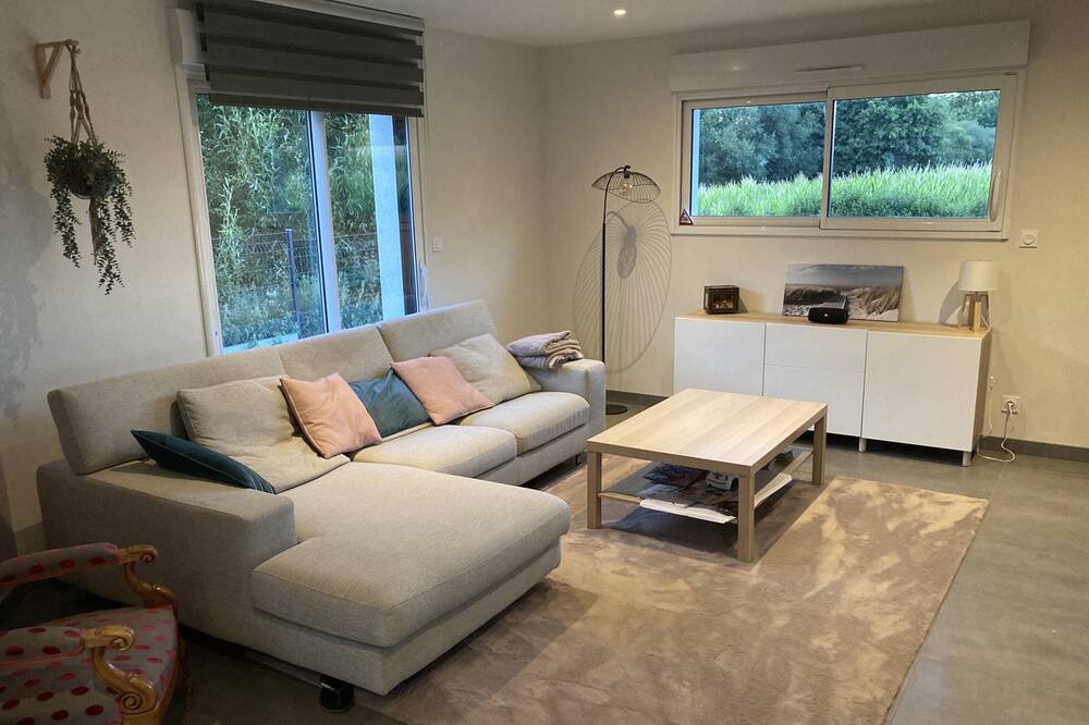 Photo of Livingroom in Messei