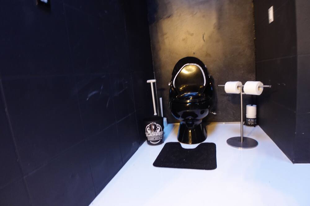 Photo of Bathroom in Mirabel