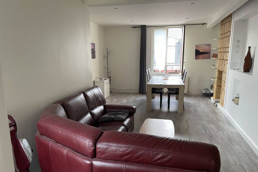 Photo of Livingroom in Cote Ouest Ormeaux