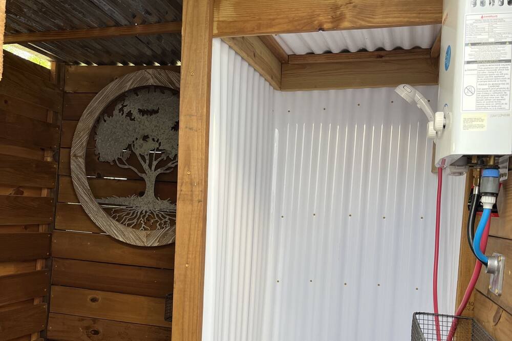 Photo of Bathroom in Royse City