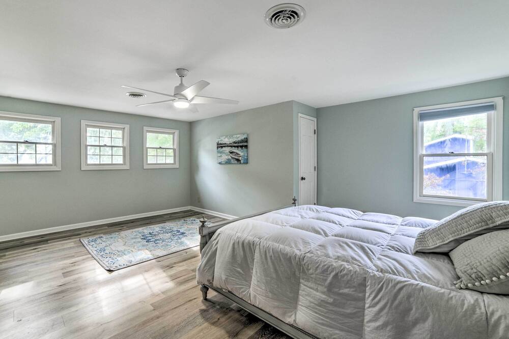 Photo of Bedroom in New Concord