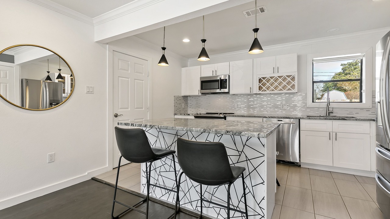 Photo of Kitchen in Garden Oaks