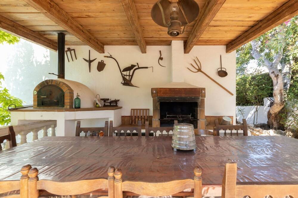 Photo of Bedroom in El Castell de Montornes