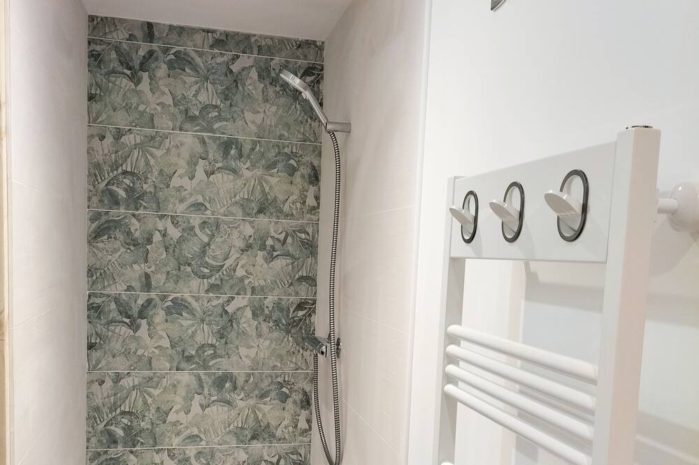 Photo of Bathroom in Secqueville-en-Bessin
