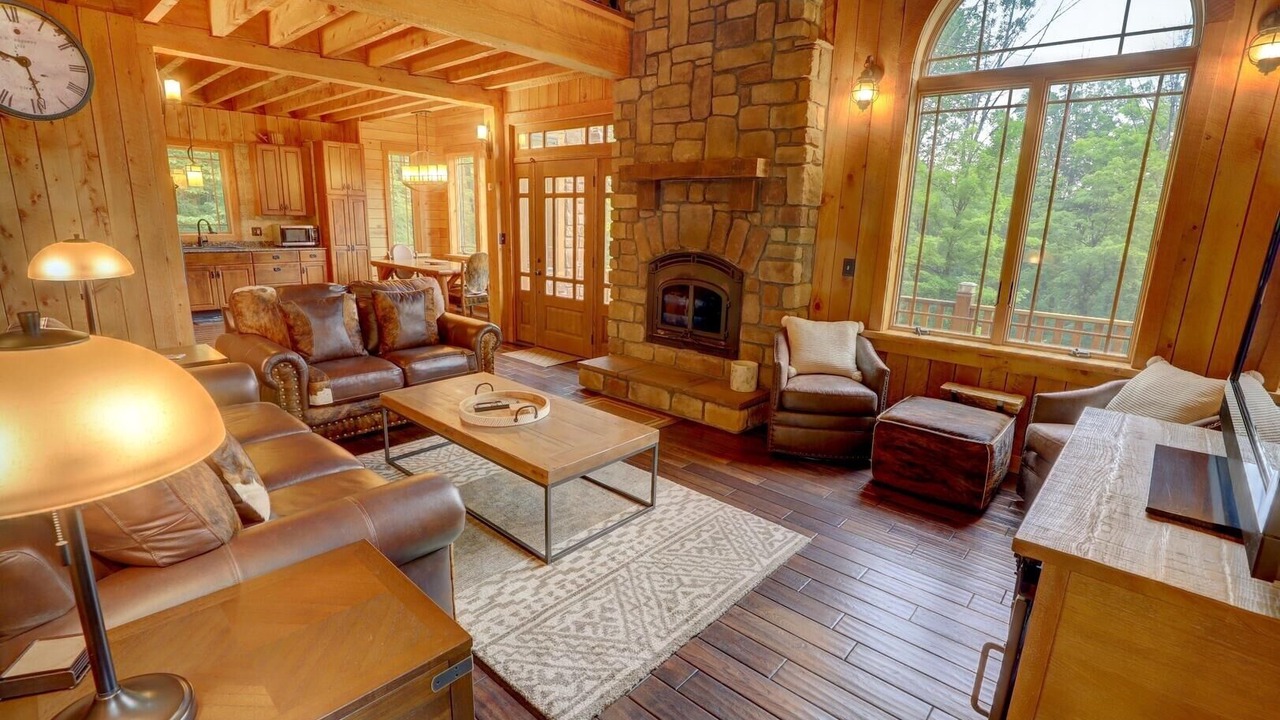 Photo of Livingroom in Ellicottville