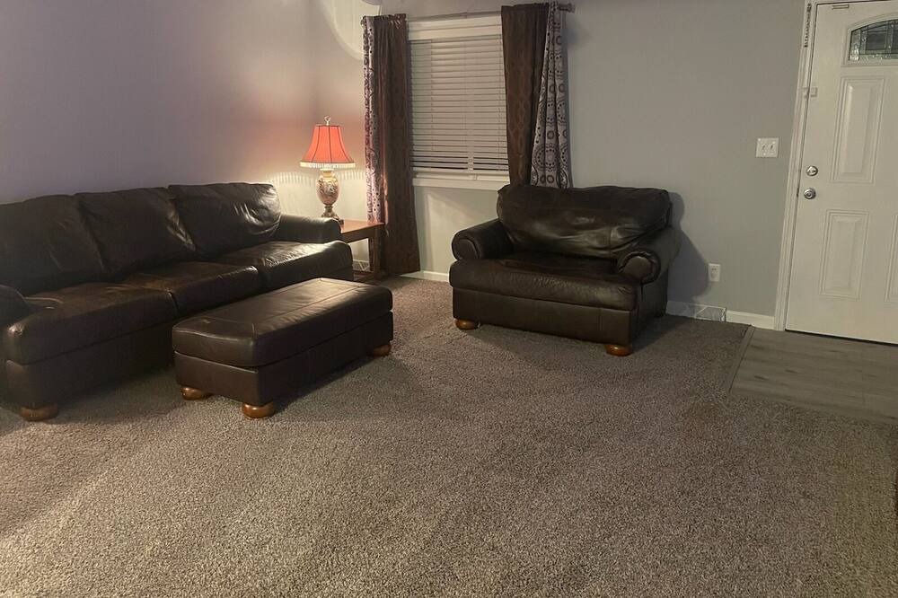 Photo of Livingroom in Waynesville