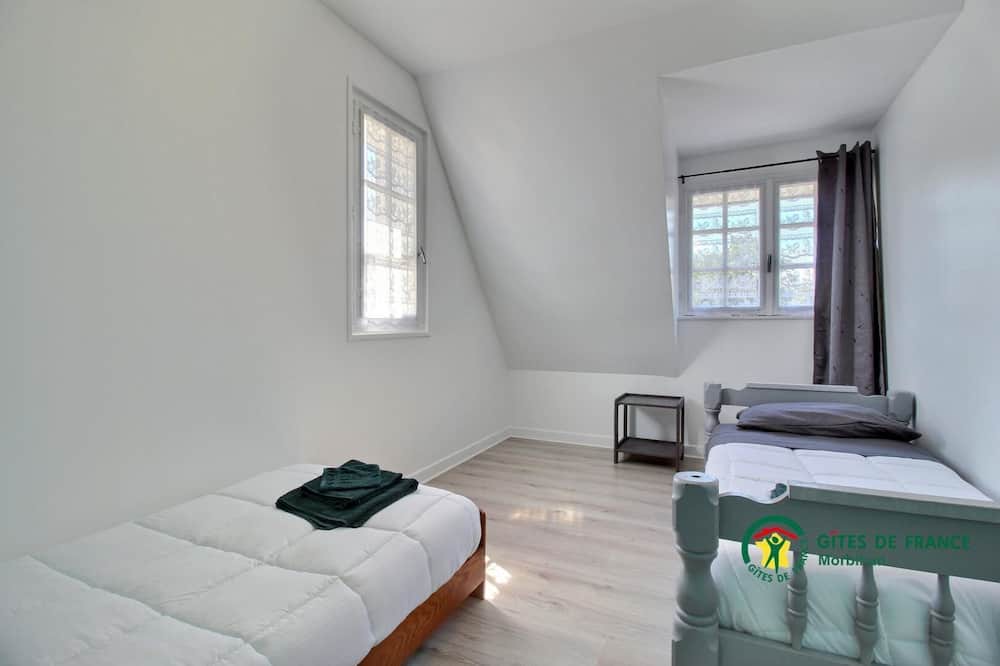 Photo of Bedroom in Le Faouet