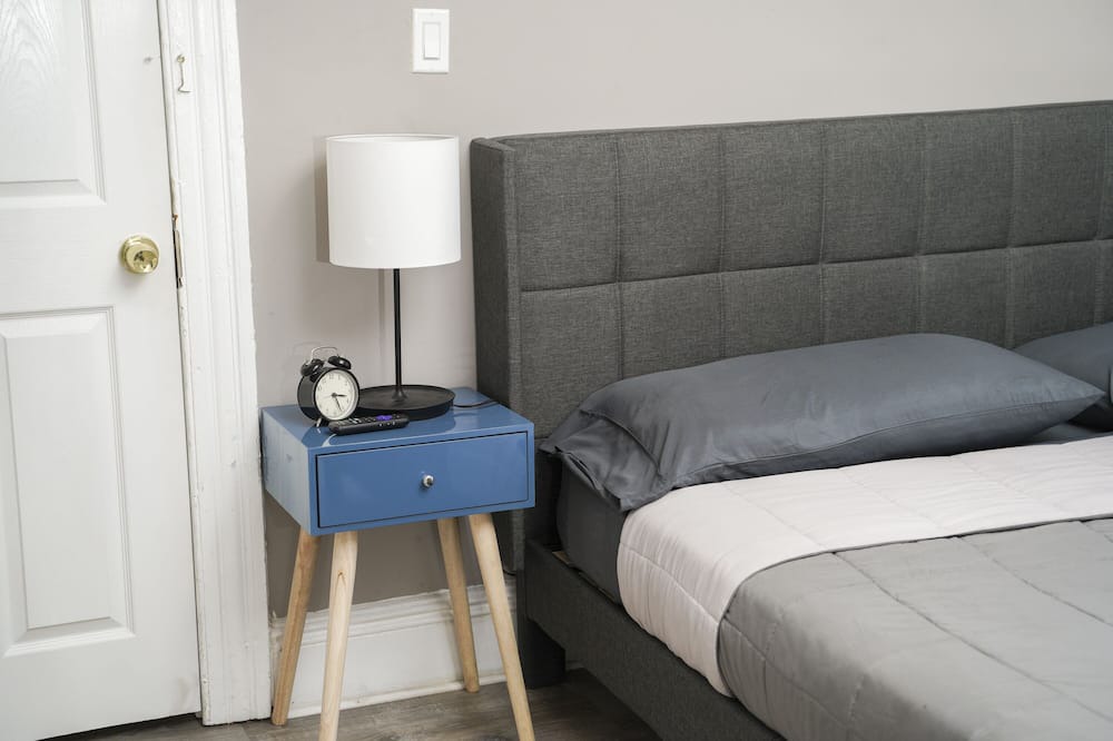 Photo of Bedroom in Orange