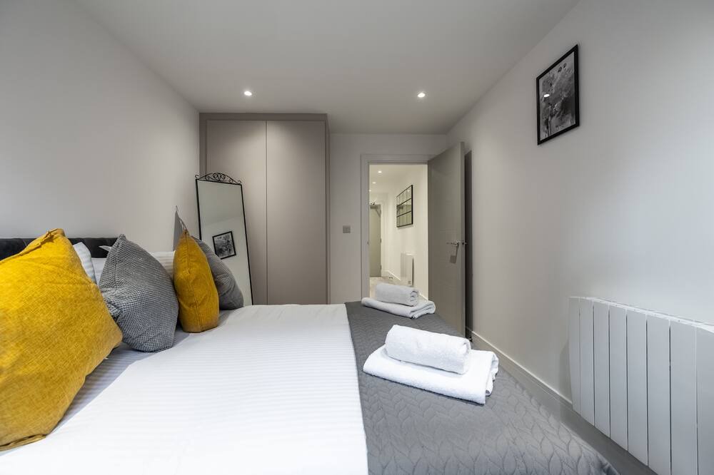 Photo of Others in Camberley