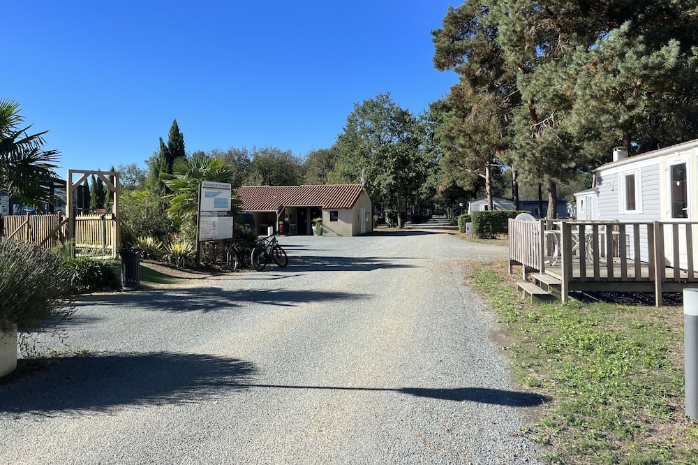 Photo of Others in La Boissiere-de-Montaigu