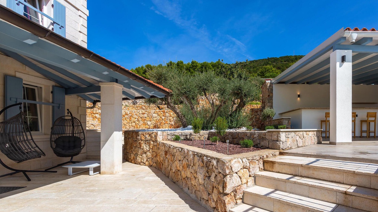 Photo of Patio Balcony in Cres