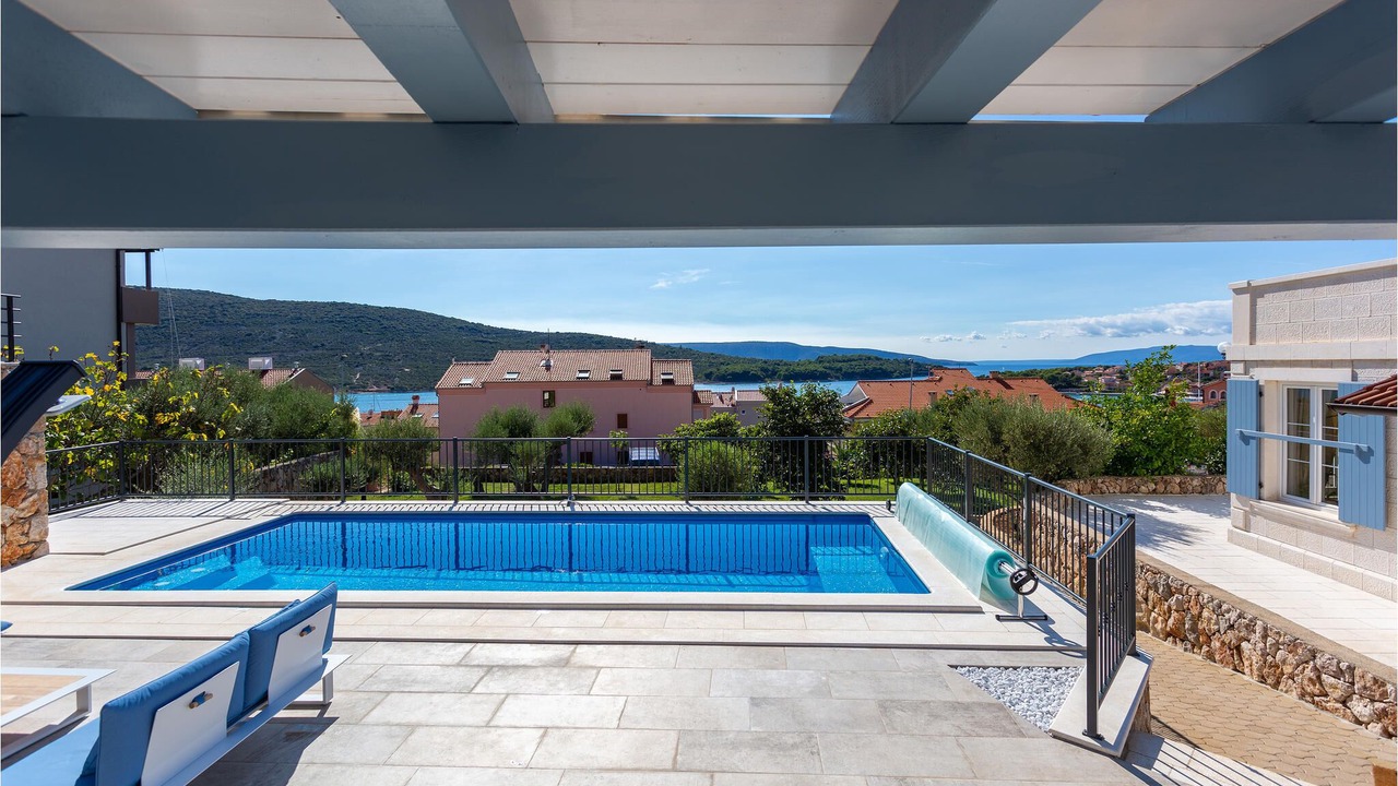 Photo of Outdoor in Cres