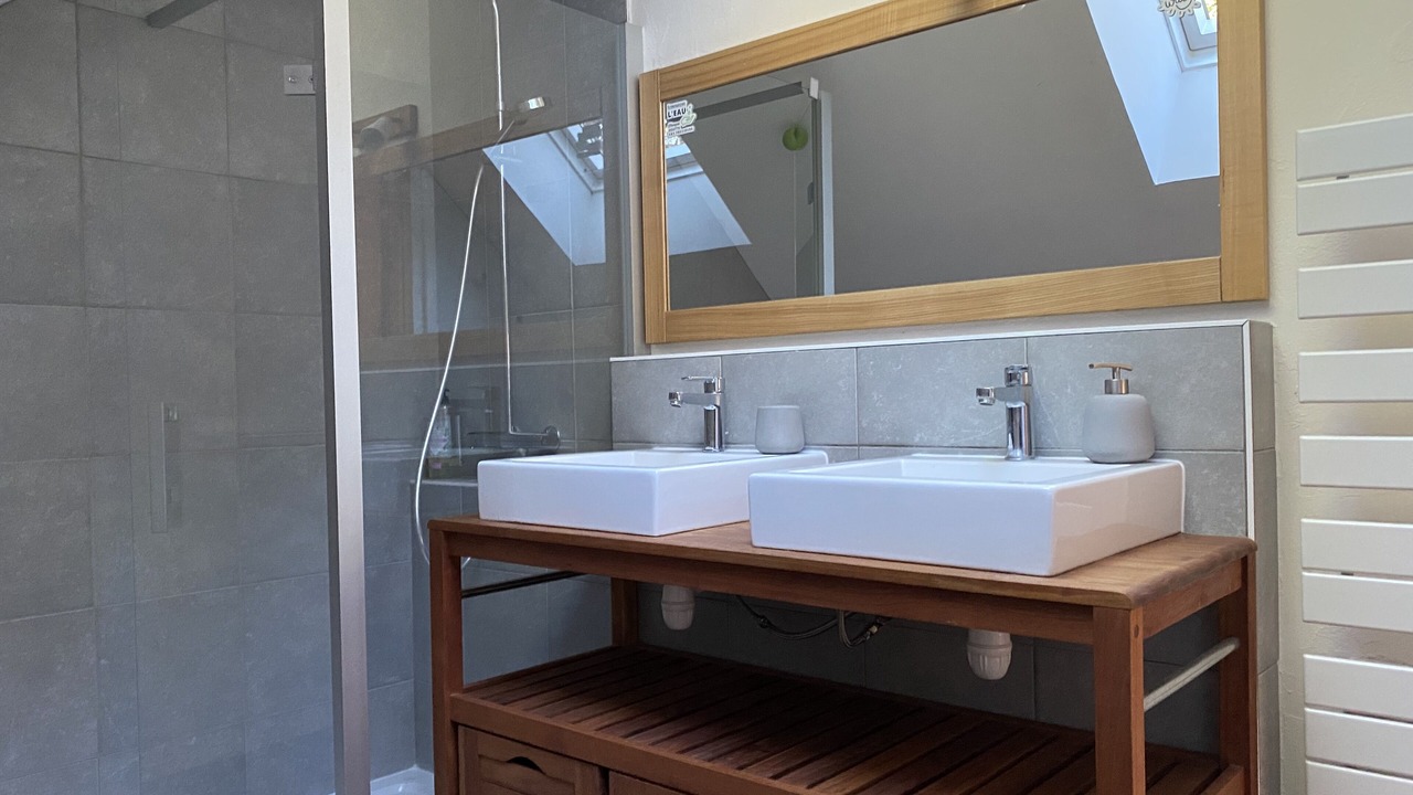 Photo of Others in Saint-Fiacre-sur-Maine