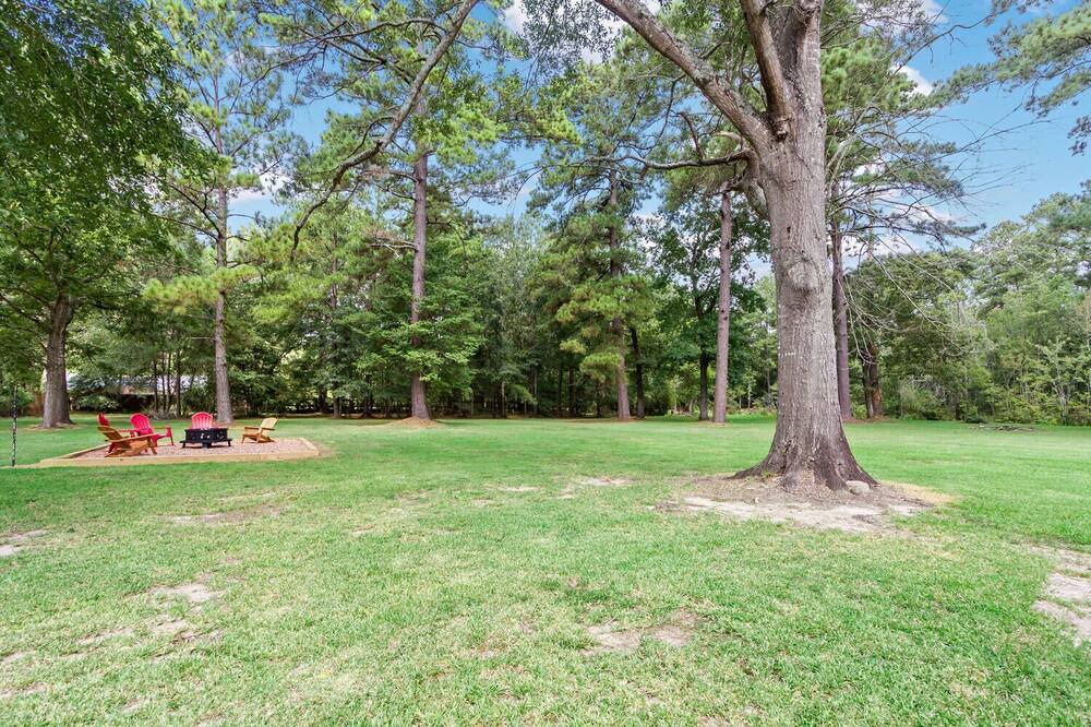 Photo of Outdoor in Bevil Oaks