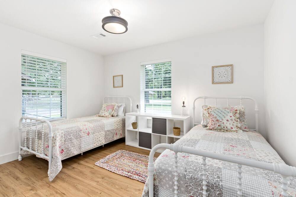 Photo of Bedroom in Bevil Oaks