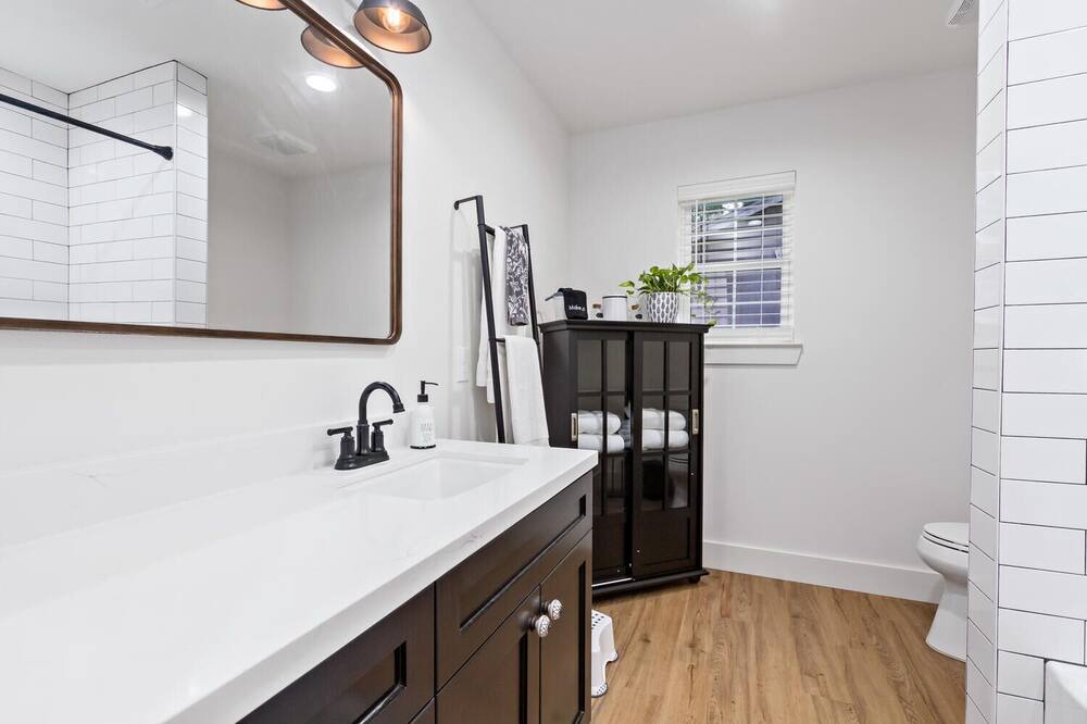 Photo of Bathroom in Bevil Oaks