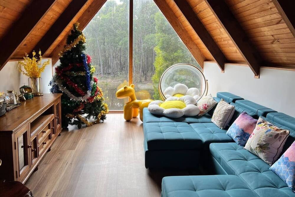 Photo of Livingroom in Dean