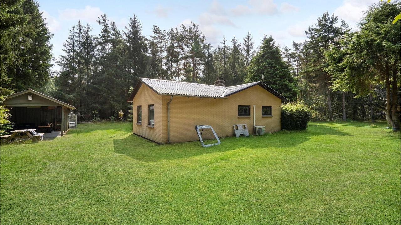 Photo of Outdoor in Ans