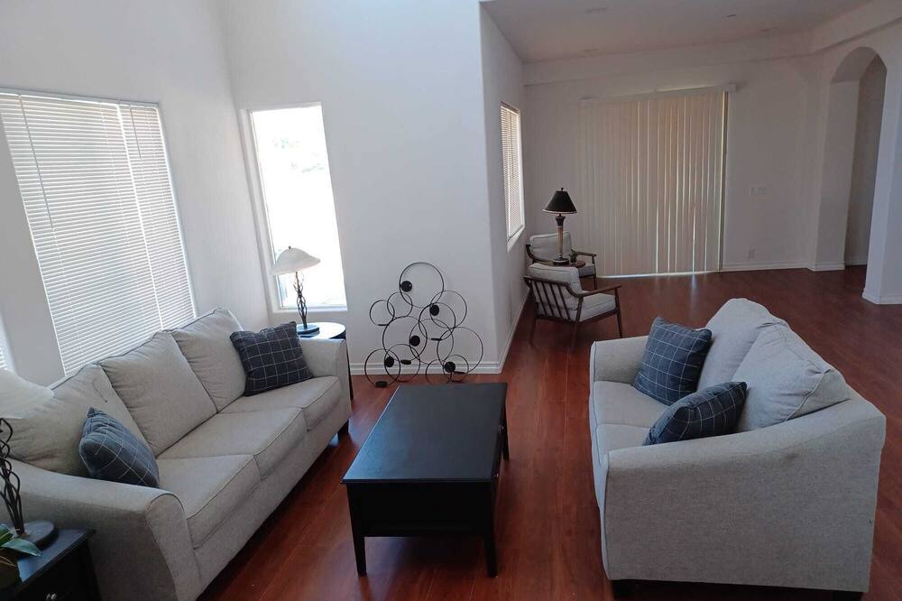 Photo of Livingroom in Lancaster