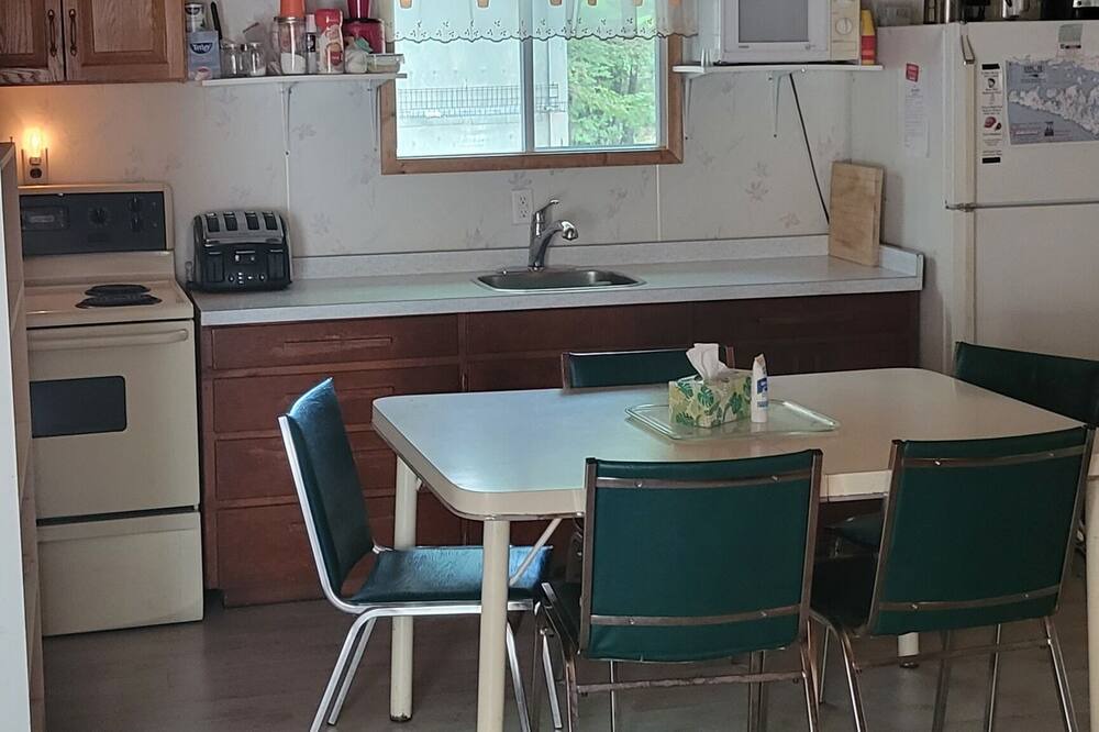 Photo of Kitchen in Manitoulin District