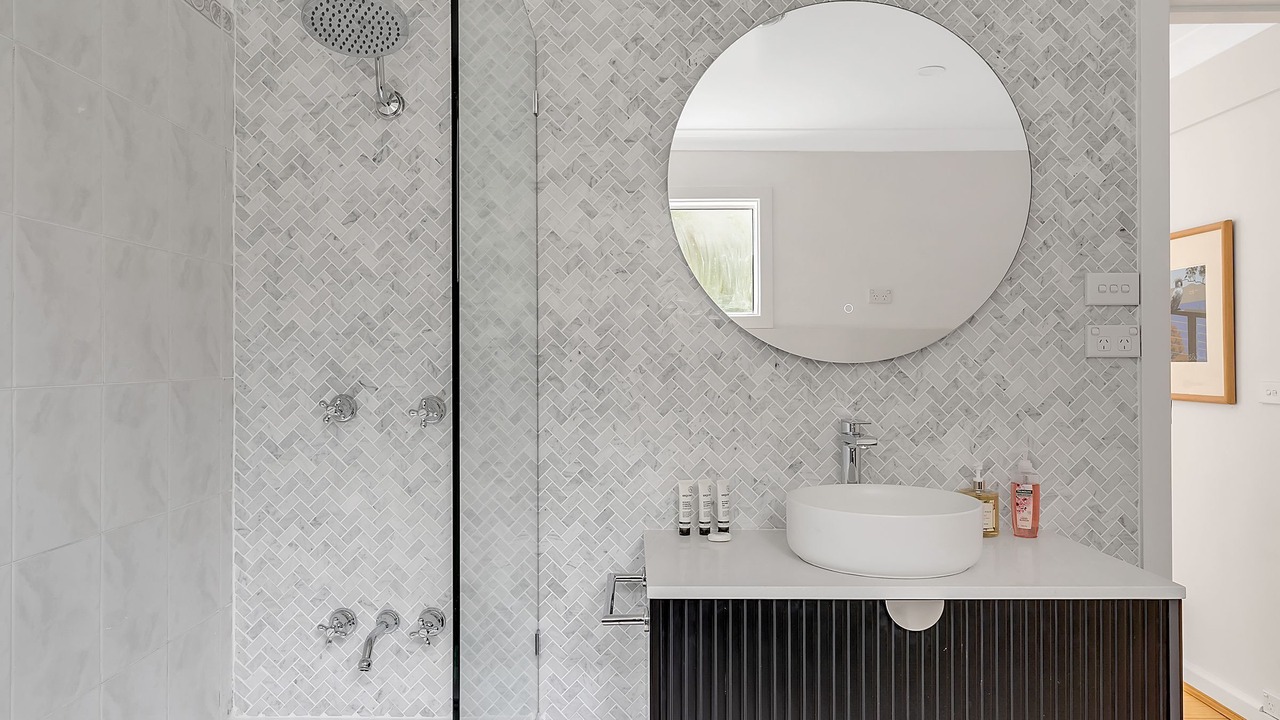 Photo of Others in Avalon Beach