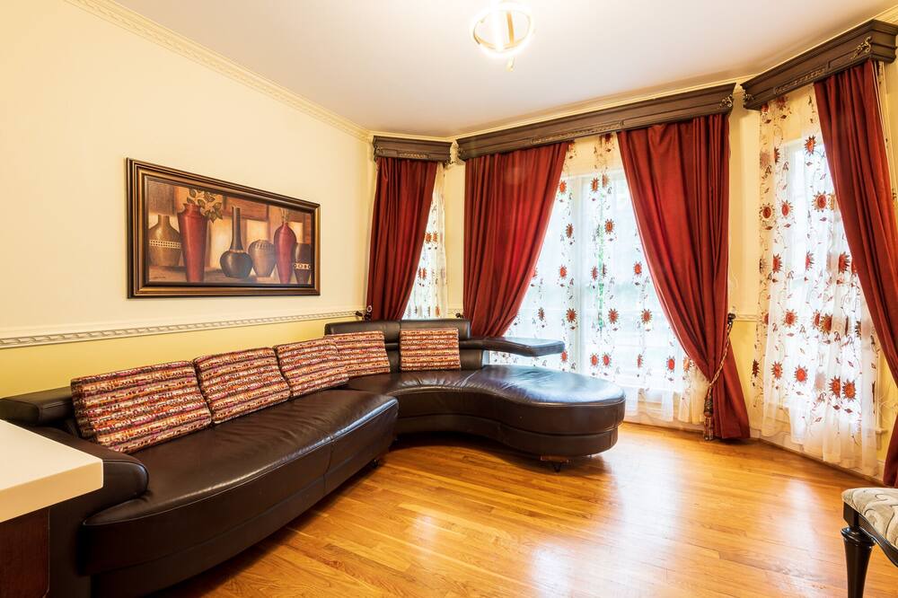 Photo of Livingroom in Raleigh
