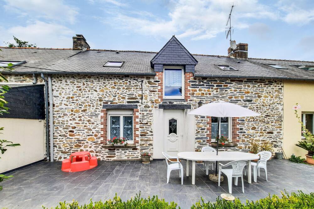 Photo of Patio Balcony in Saint-Martin-sur-Oust