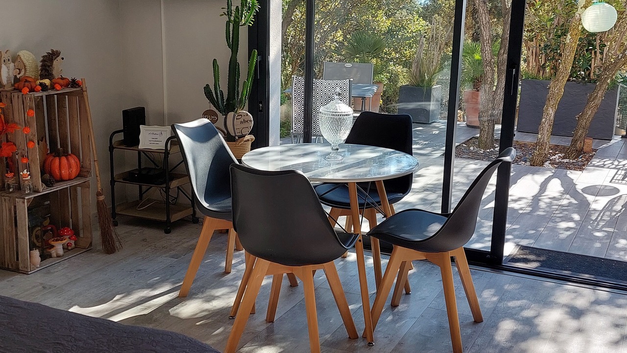 Photo of Others in Mornas