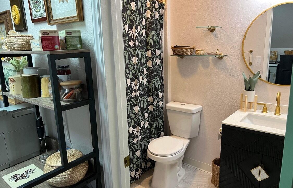 Photo of Others in Retsil