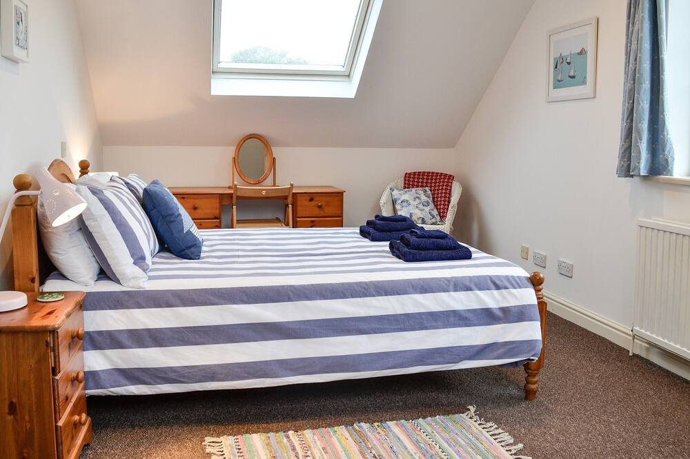 Photo of Bedroom in Smallridge