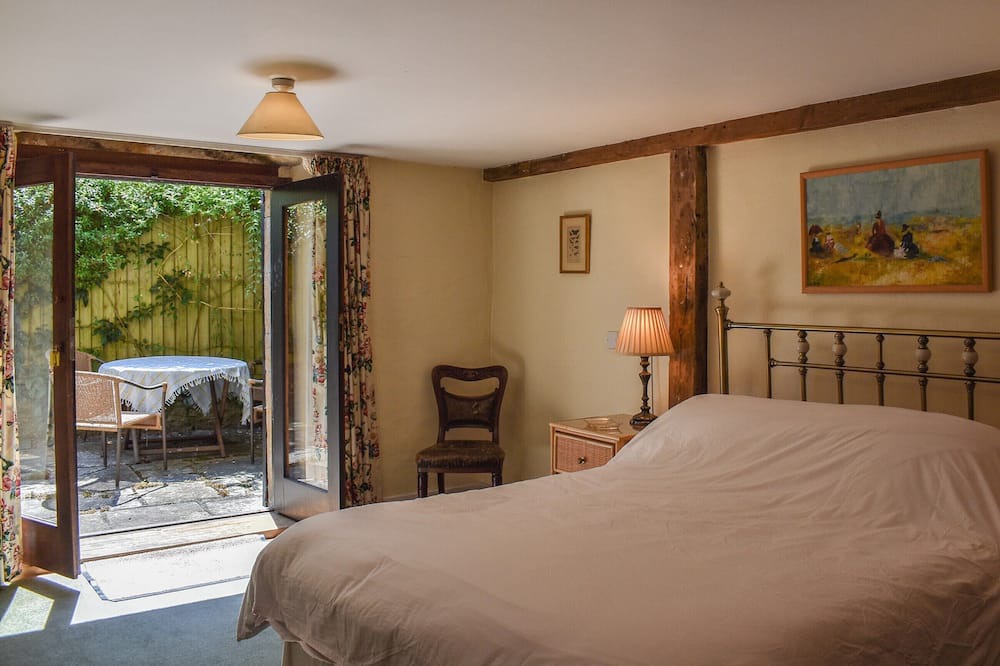 Photo of Bedroom in Chetnole