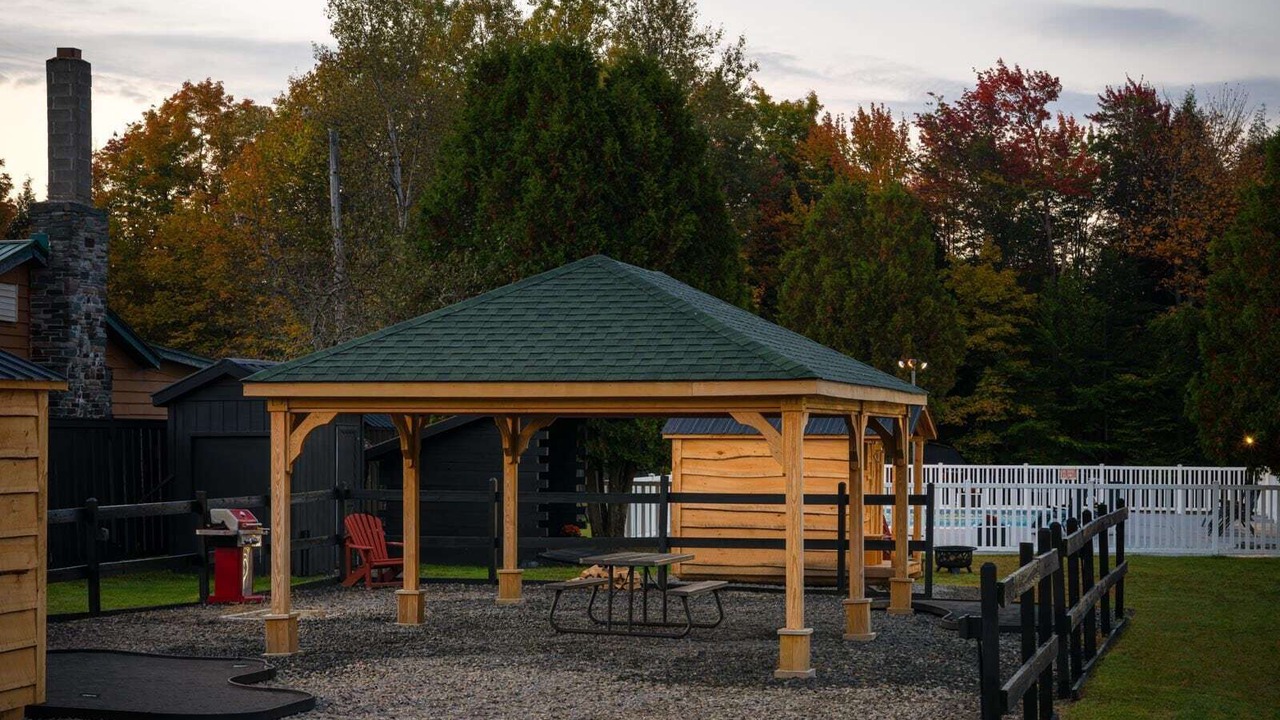 Photo of Patio Balcony in Tupper Lake