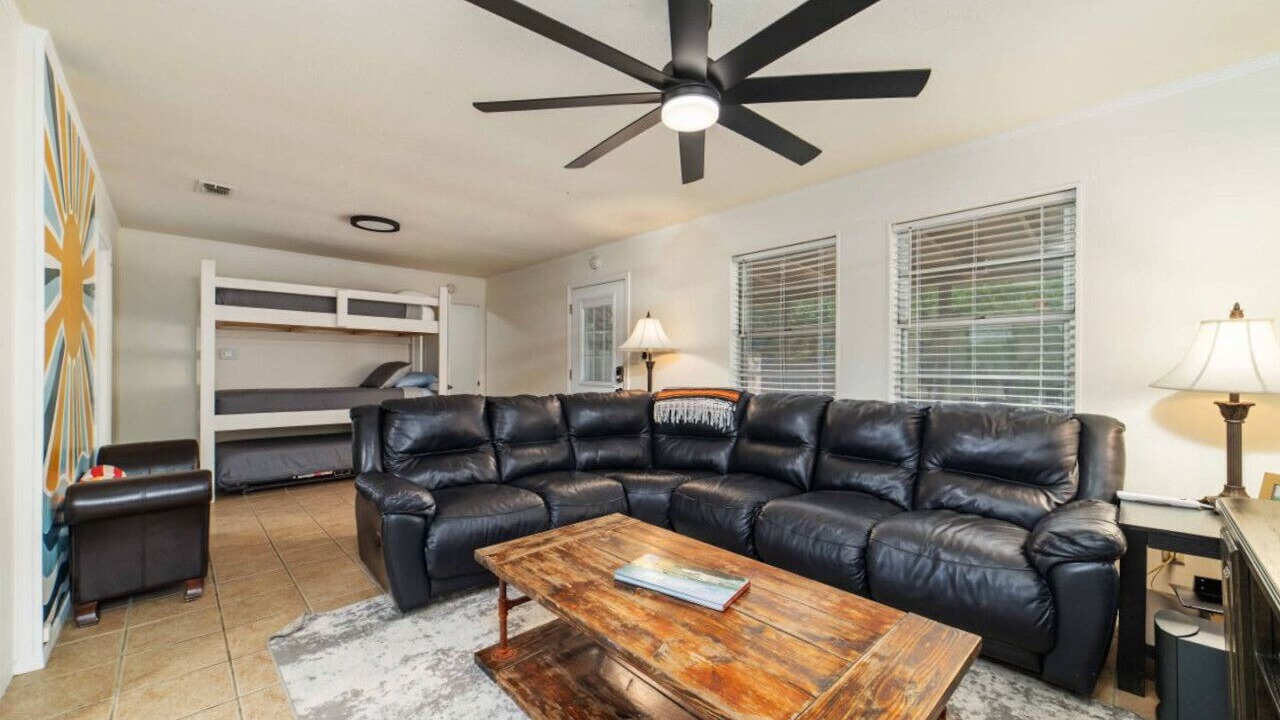 Photo of Livingroom in Brownwood