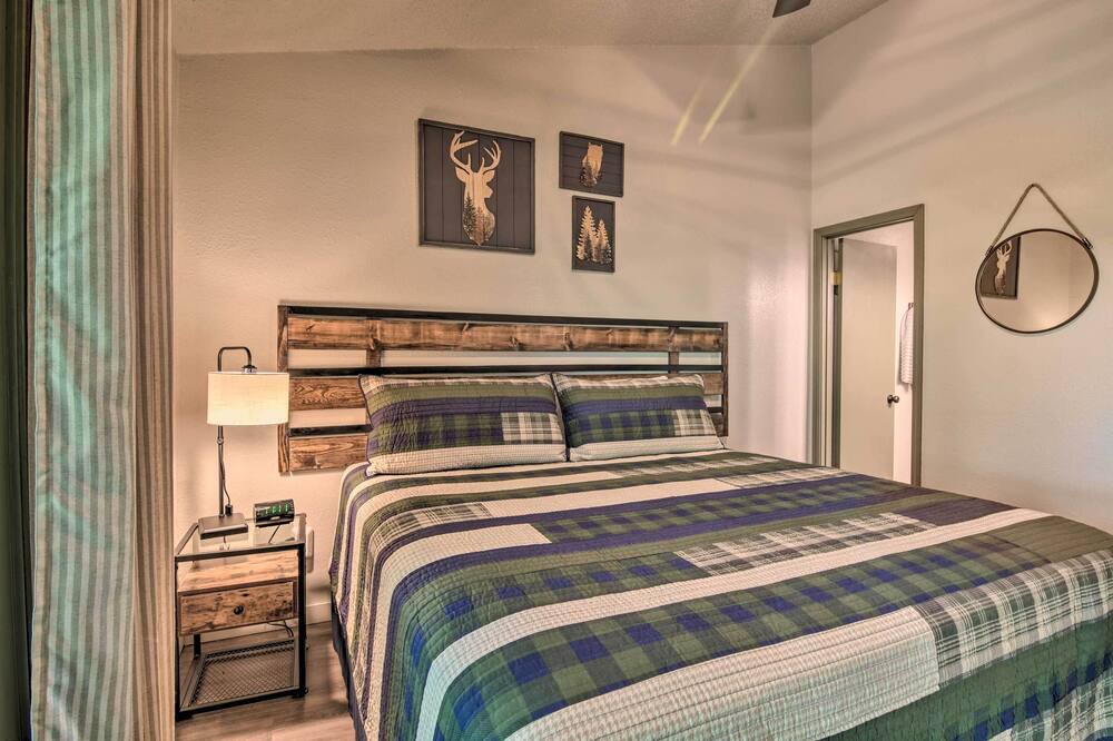 Photo of Bedroom in Notch Estates