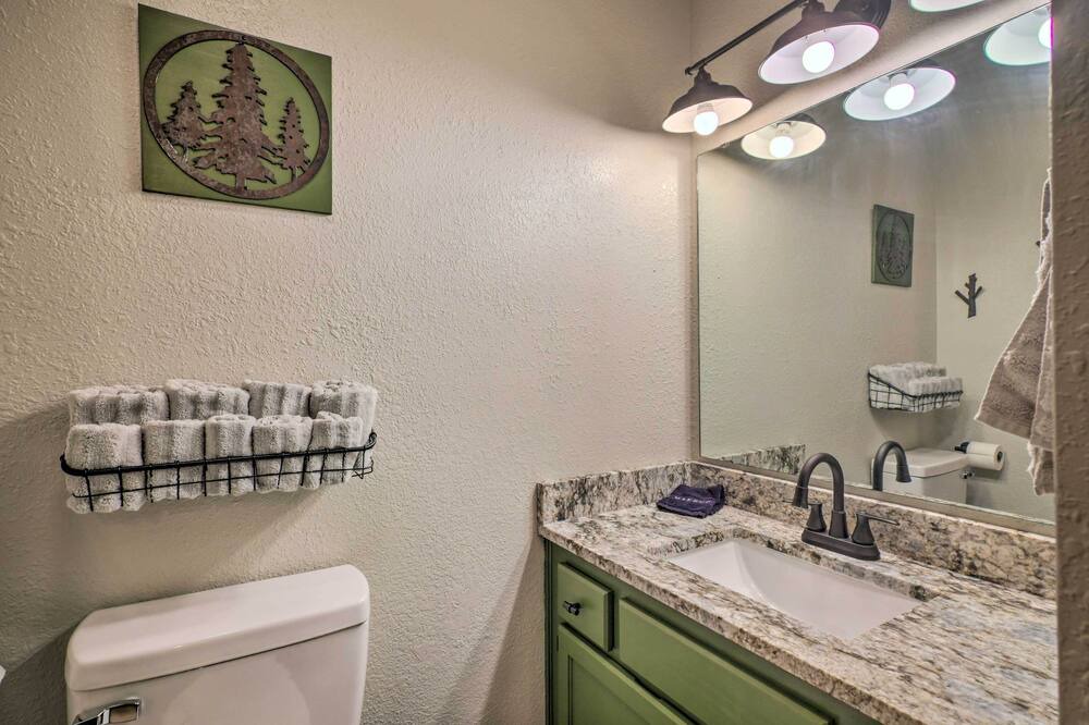 Photo of Bathroom in Notch Estates
