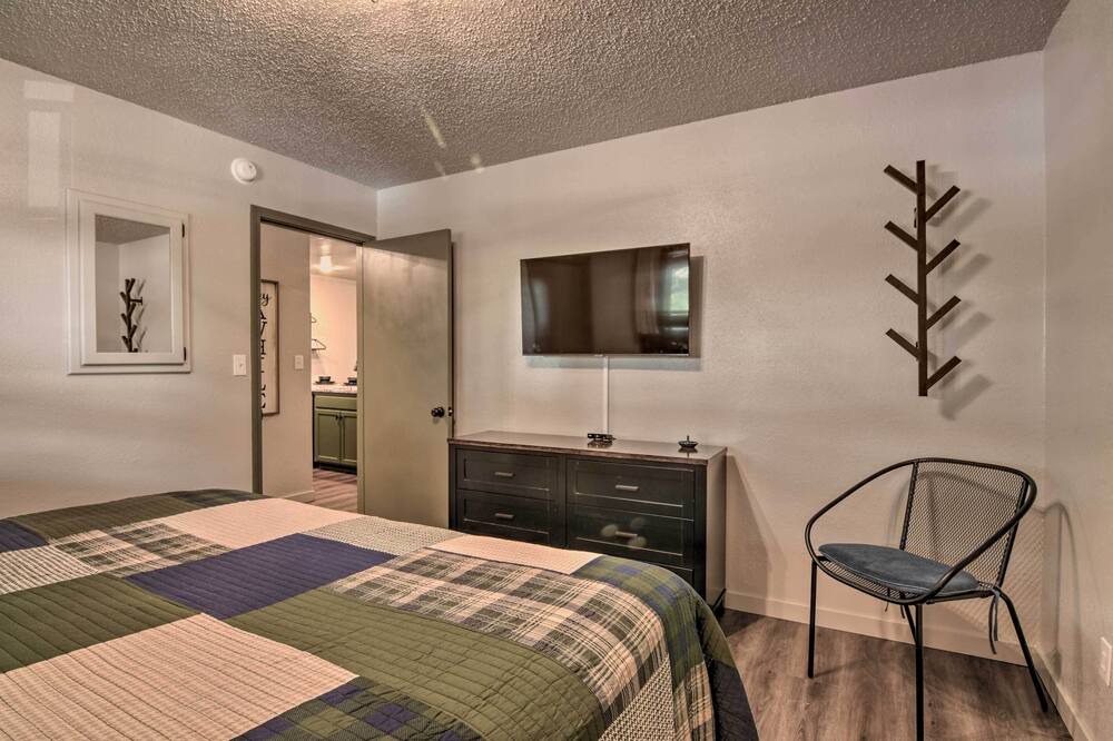 Photo of Bedroom in Notch Estates