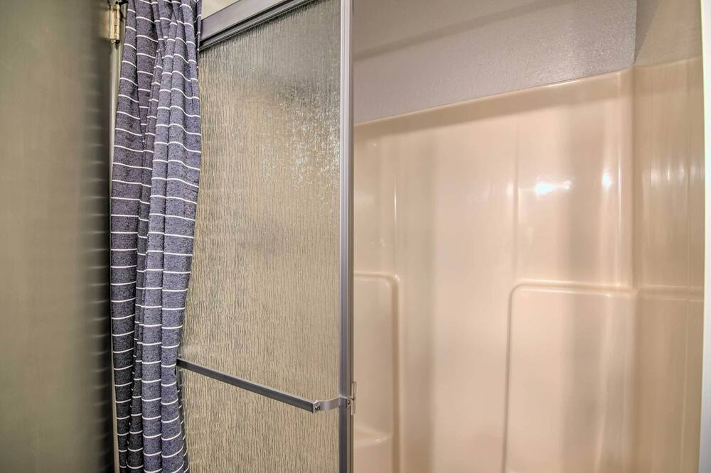 Photo of Bathroom in Notch Estates