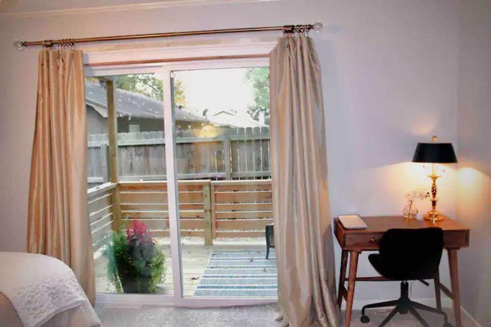 Photo of Bedroom in Texarkana