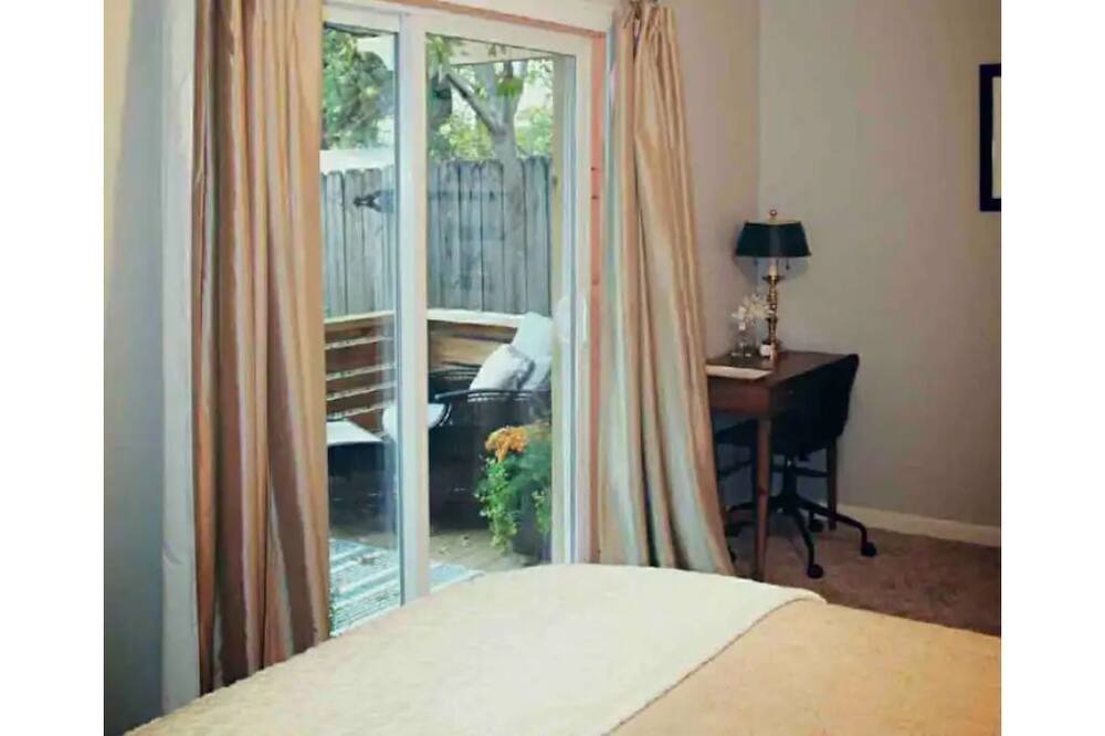 Photo of Bedroom in Texarkana