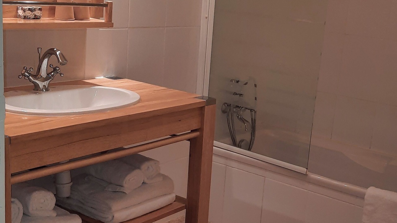 Photo of Bathroom in Tiffauges