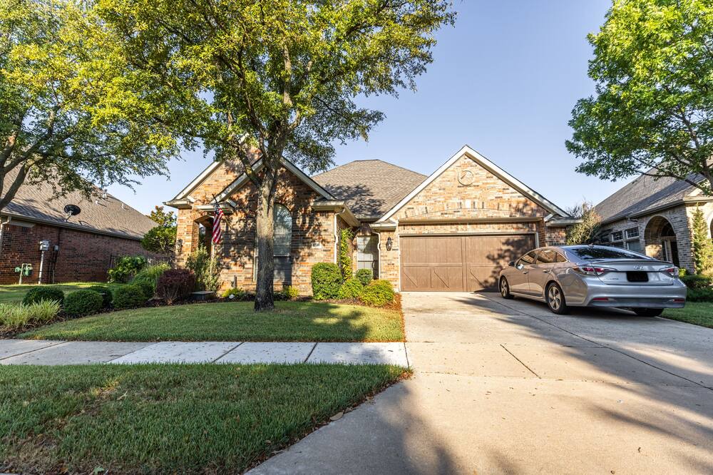 Photo of Outdoor in Lantana